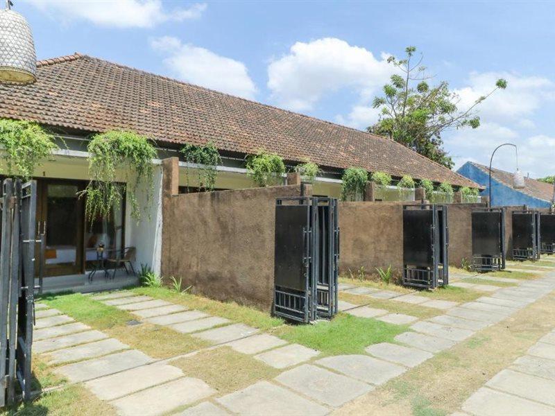 Ninja Suite Villa Denpasar  Bagian luar foto